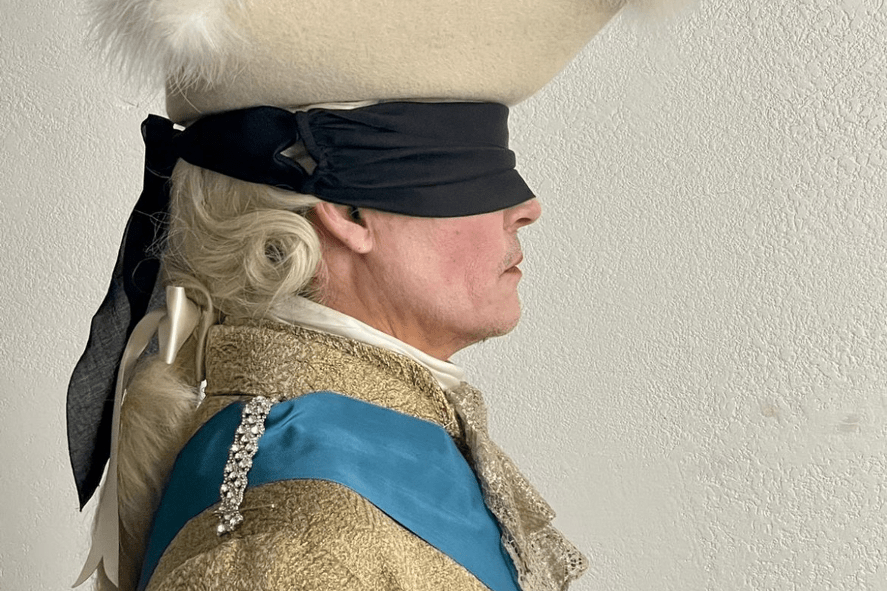 Johnny Depp’s first look as King Louis XV in La Favorite.