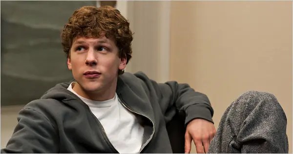 Jesse Eisenberg claimed that Bob Odenkirk had a crucial role in his writing career