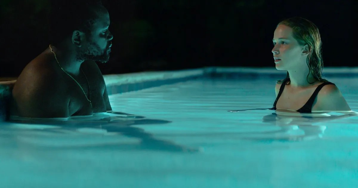 A still from Causeway