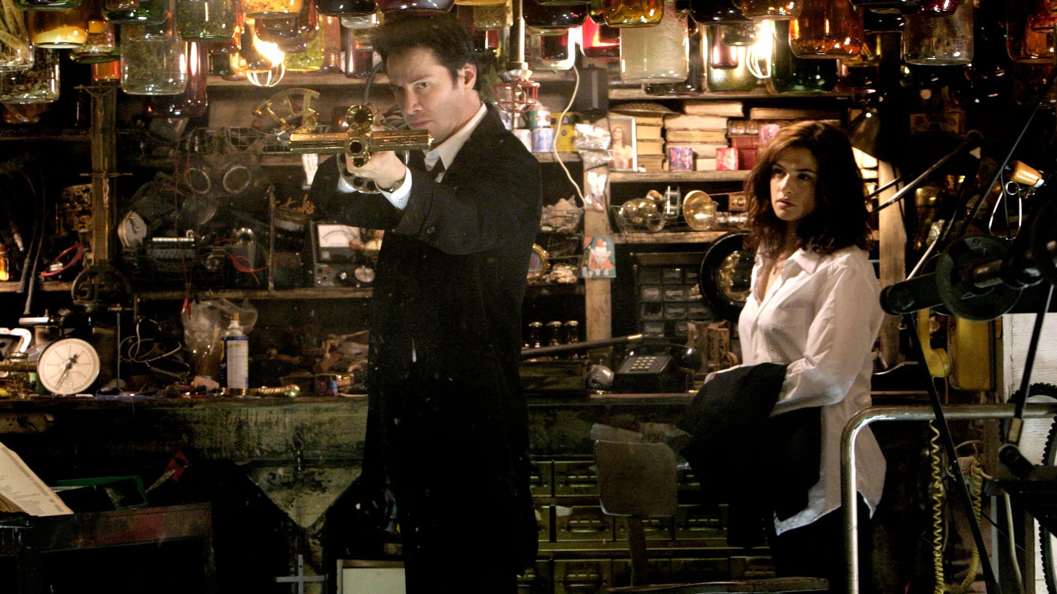 Keanu Reeves and Rachel Weisz in Constantine