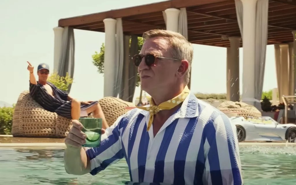 Daniel Craig in Knives Out sequel, Glass Onion