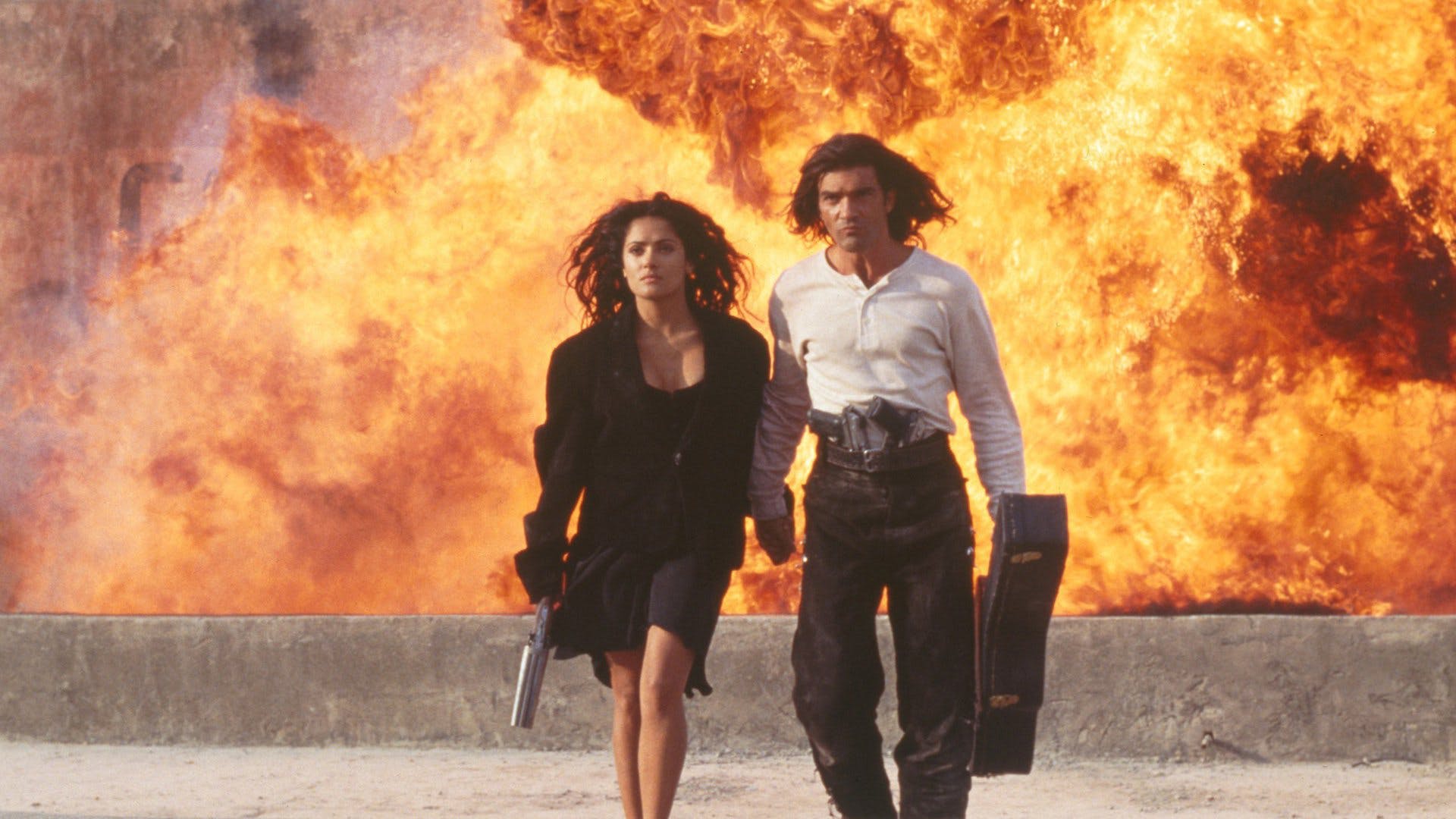Antonio Banderas and Salma Hayek in Desperado