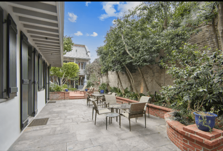 New Orleans mansion; Credit: Interluxe Auctions