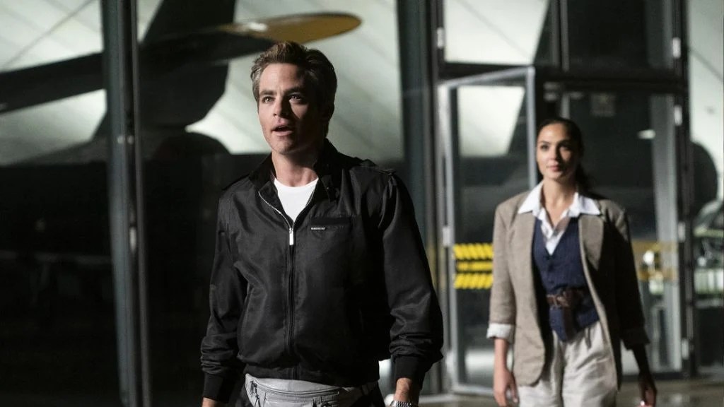 Chris Pine and Gal Gadot in Wonder Woman 1984