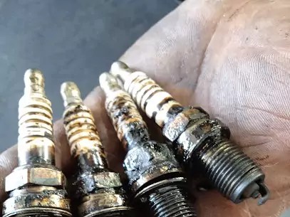 Oil On Spark Plugs Symptoms: 7 Easy Signs You Can Spot