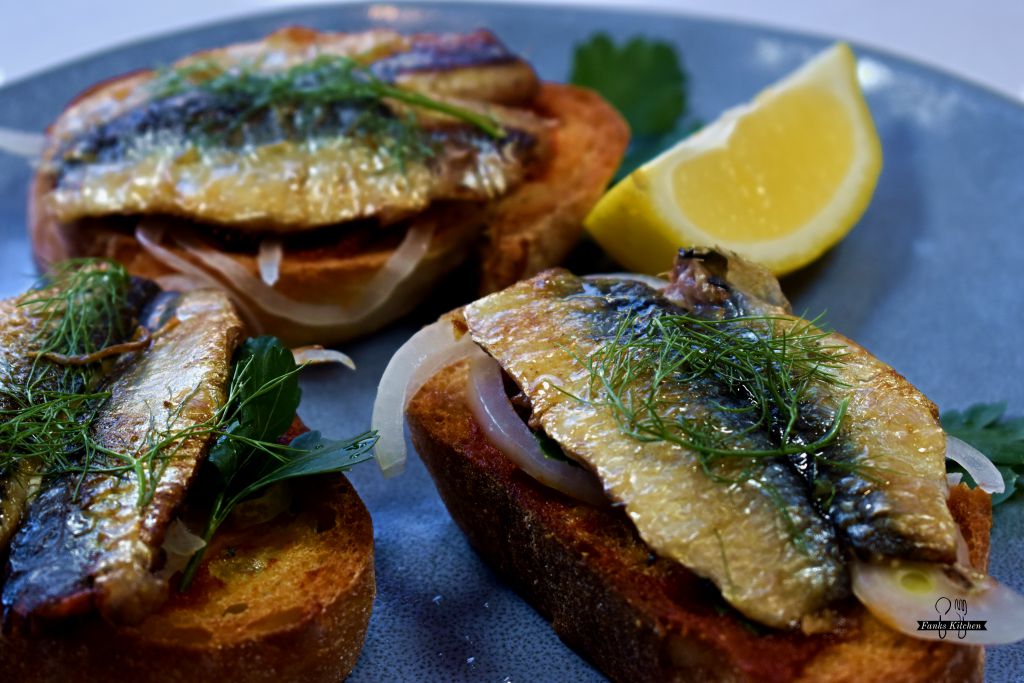 Sardine Bruschetta with Roasted Tomato and Red Pepper Sauce Fanks Kitchen