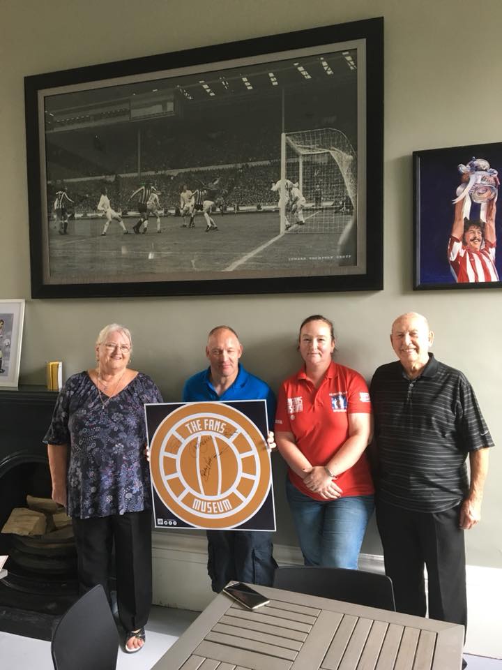 Sunderland Ten Pin Bowlers Visits Fans Museum Fans Museum