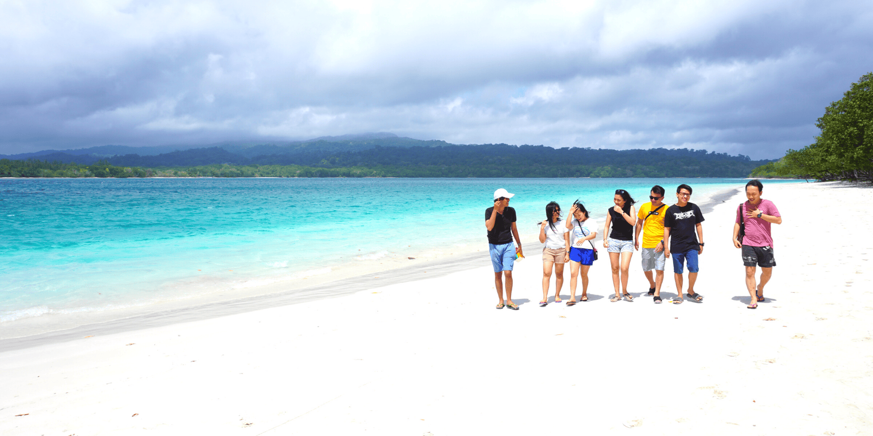 Paket Open Trip Wisata Pulau Peucang Ujung Kulon | Fantastrip Indonesia