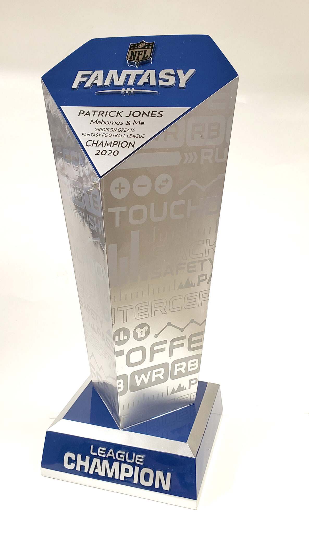 The Official NFL Fantasy Football League Champion Trophy campestre.al