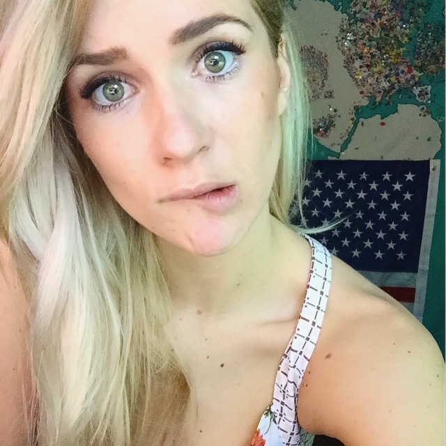 LegendaryLea Sexy and Bikini Pictures (39 pics) - OnlyFans Leaked Nudes