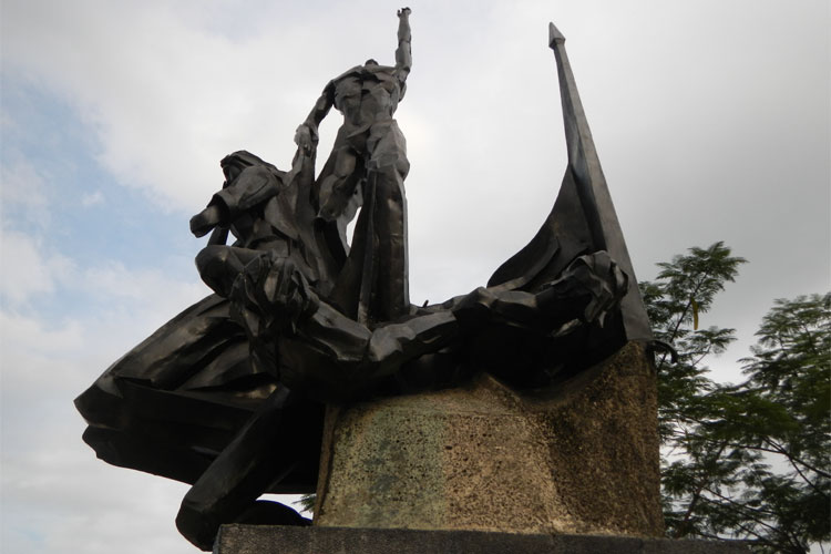12 Famous Monuments and Shrines in the Philippines that You should