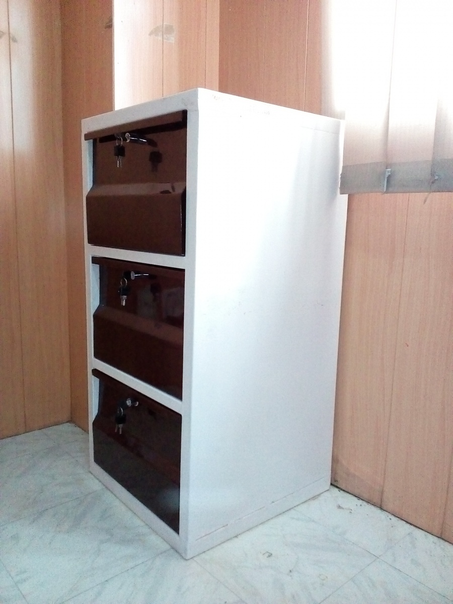 steel in lahore rack in lahore