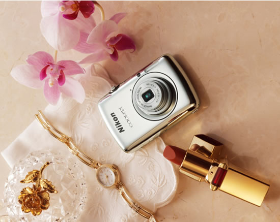 Nikon announces Ultra-Compact Coolpix S01 - Fareastgizmos