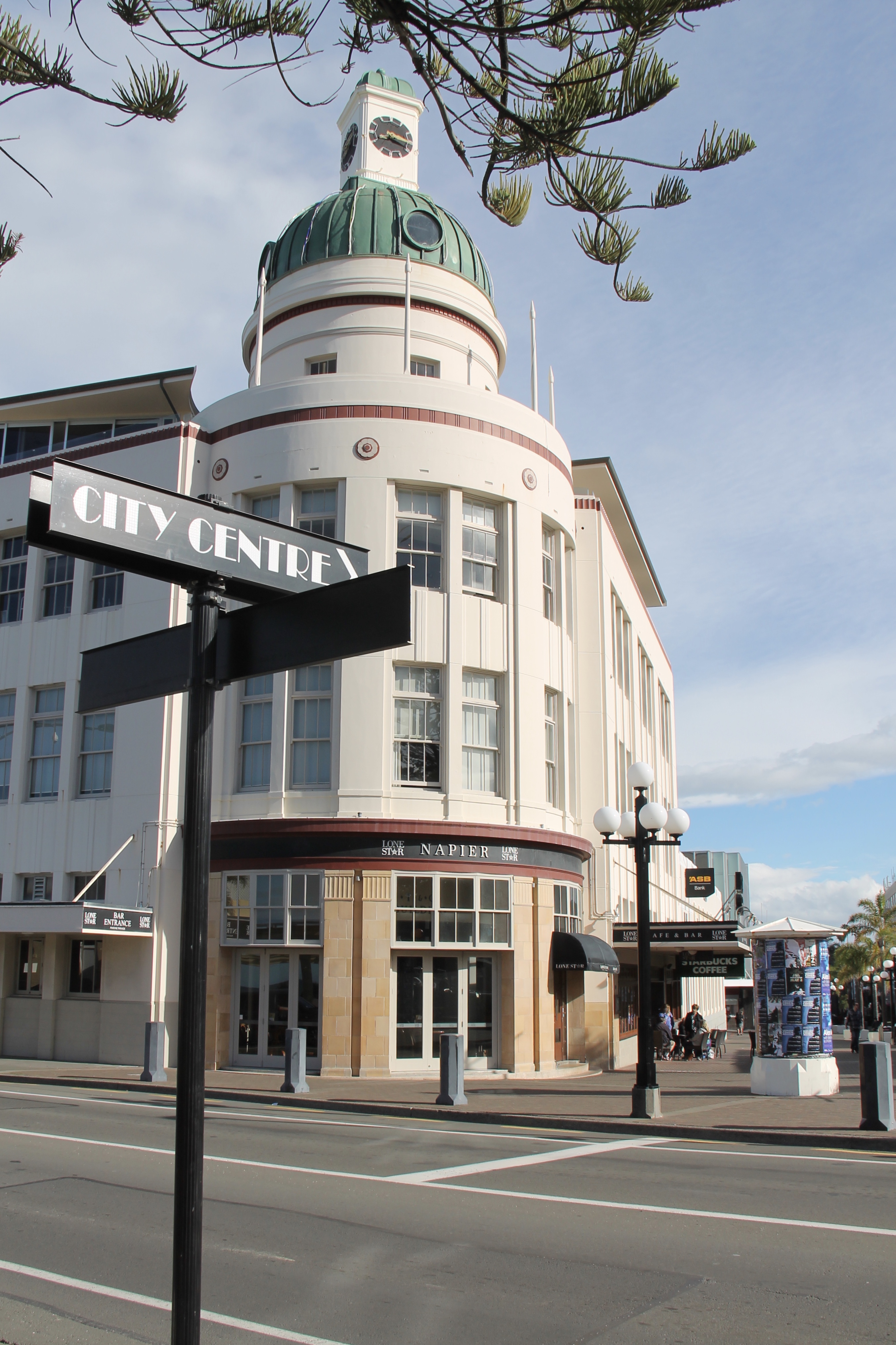 Napier, New Zealand on May 17th Steve and Cathy On The Road