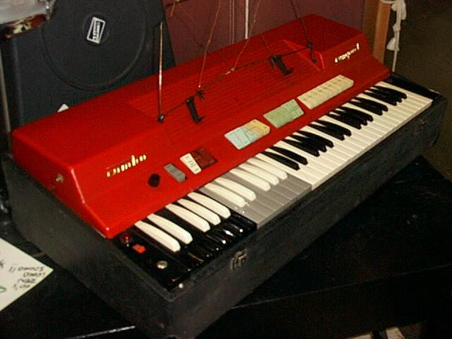 Red Farfisa Compact Combo - Farfisa.org