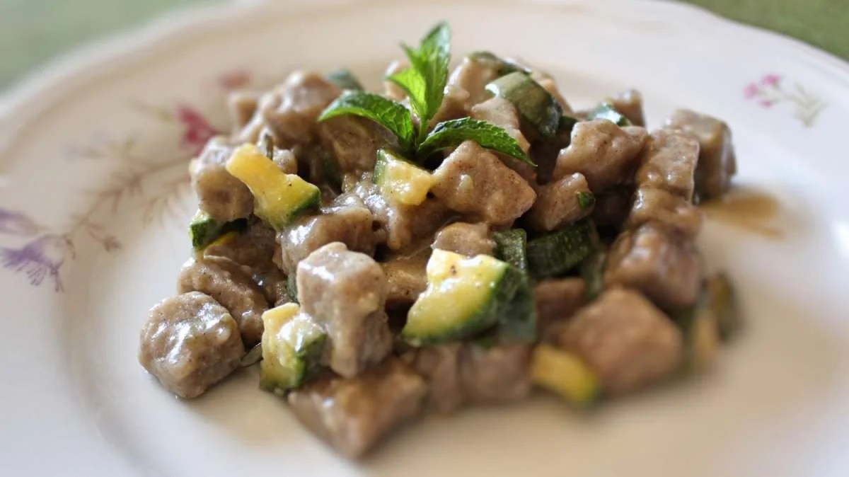 Gnocchi Di Patate E Farina Di Grano Saraceno