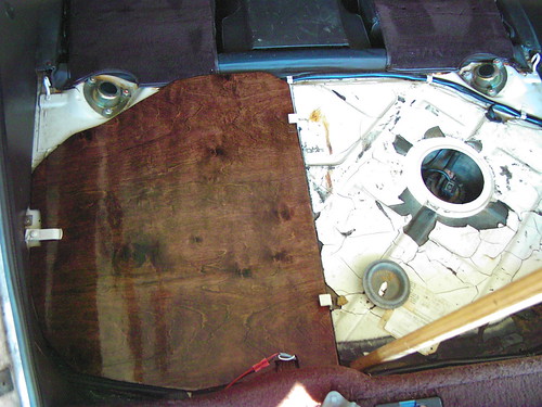 Homemade Sparetire Cover w/new Undercarpeting. Whatcha think