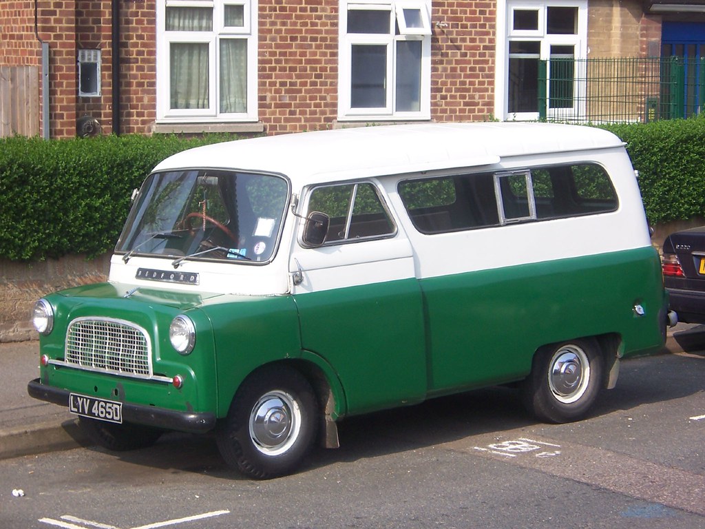 Bedford Van a photo on Flickriver