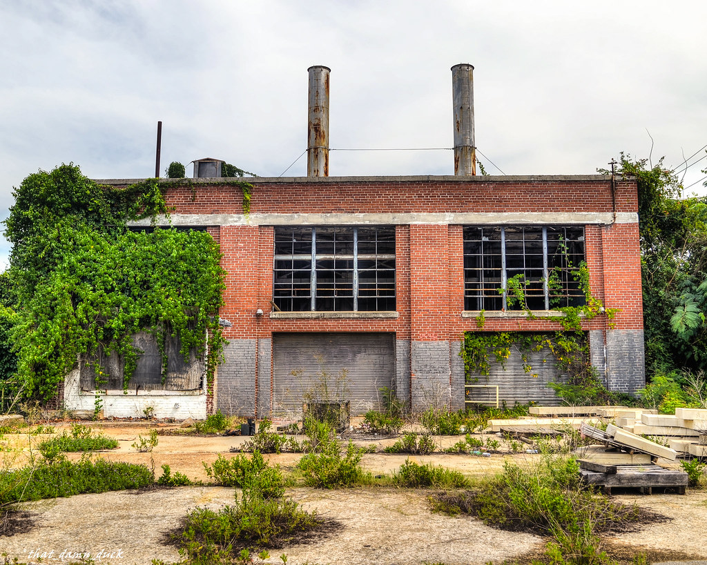 Abandoned Columbia CCI Power Building The building that ho… Flickr