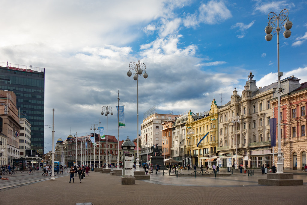 Britanski trg Zagreb Around Guides