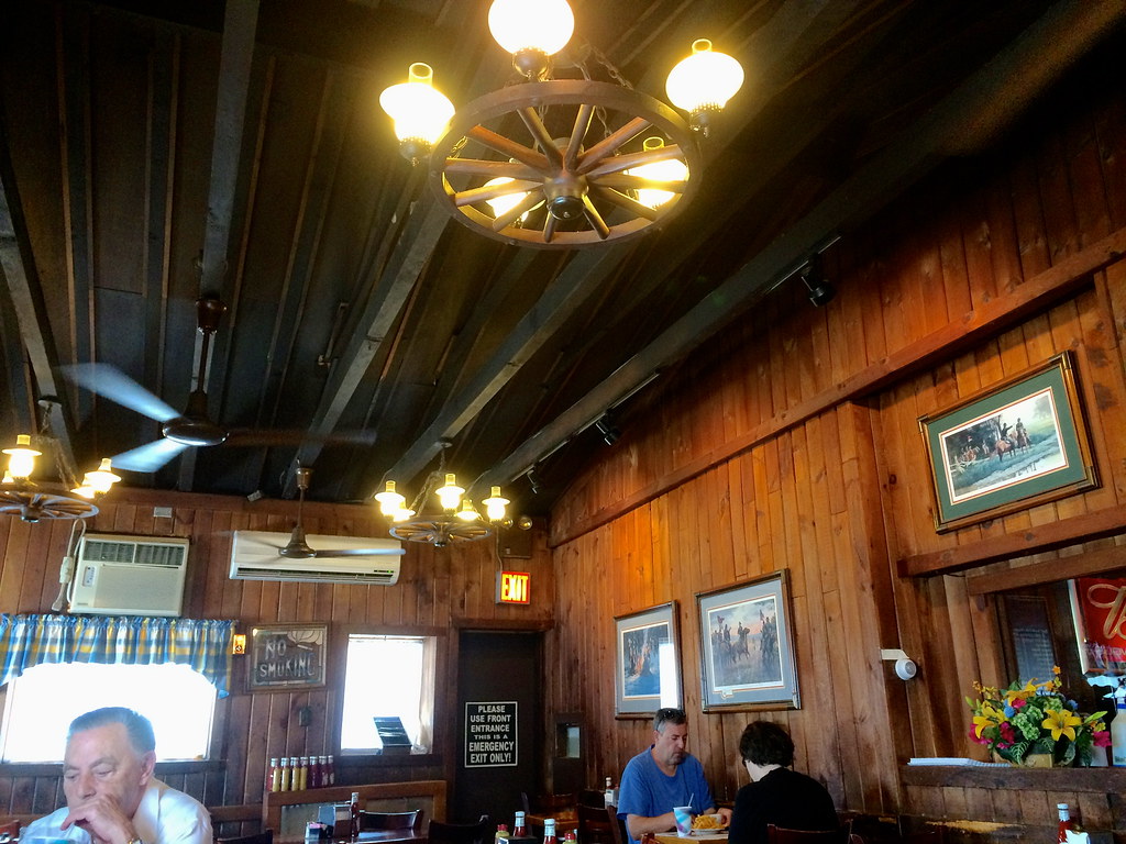 Brennan and Carr Brooklyn NY Roast Beef Sandwiches since 1938