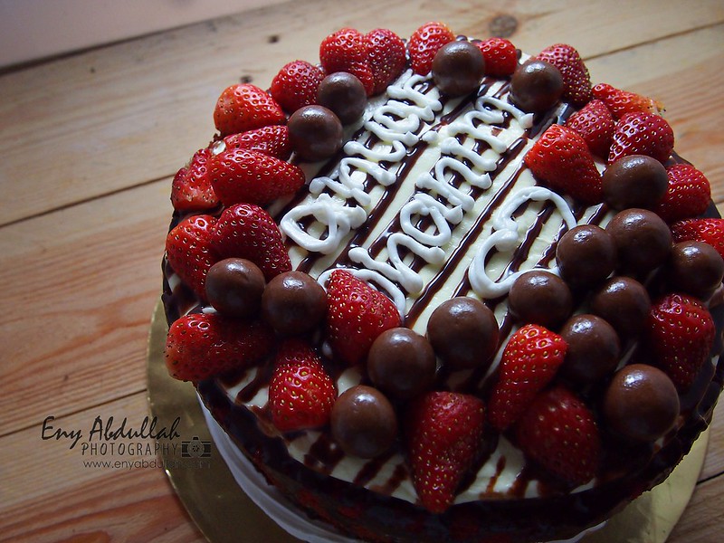 Red Velvet Lebih Sedap Dengan Coklat Ganache