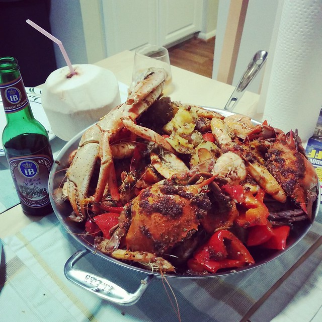Copycat Hot N Juicy Boil Let’s get your hands dirty!!! Mon's Tasty