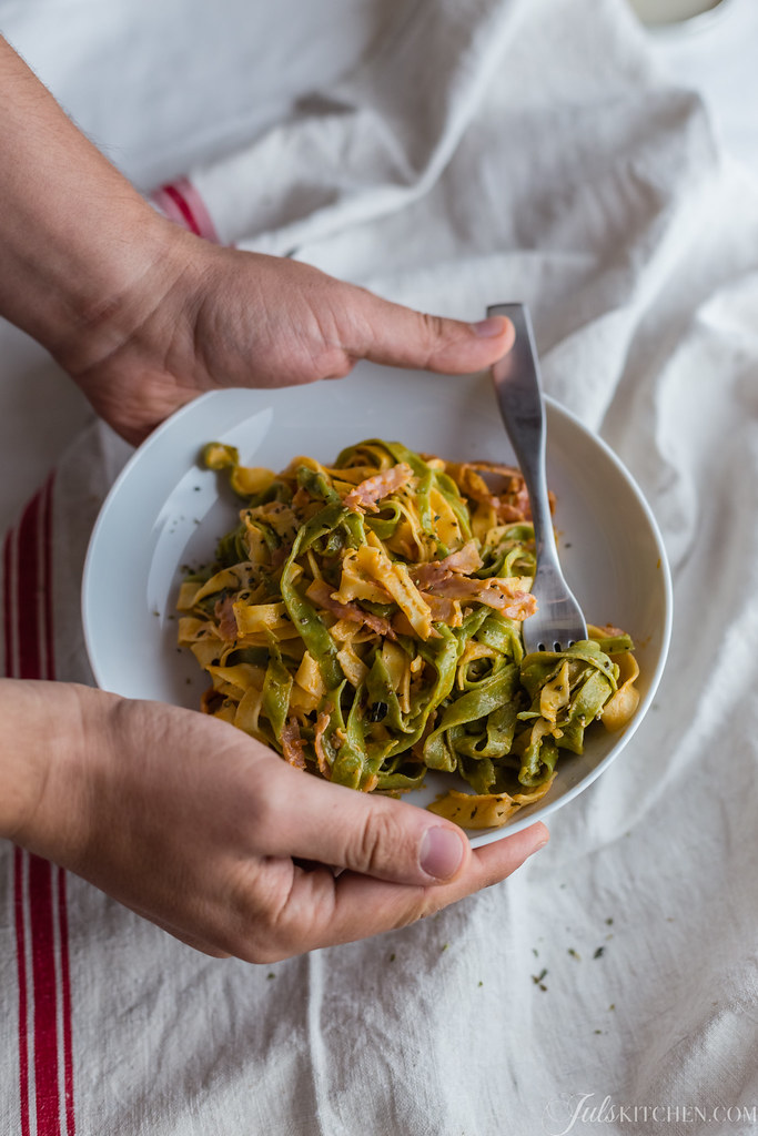 Tagliatelle paglia e fieno alla panna, una ricetta vintage Juls' Kitchen