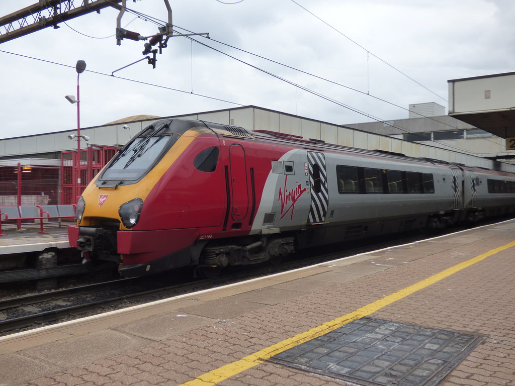 Coventry Station Virgin Trains Super Voyager 221 108 Flickr