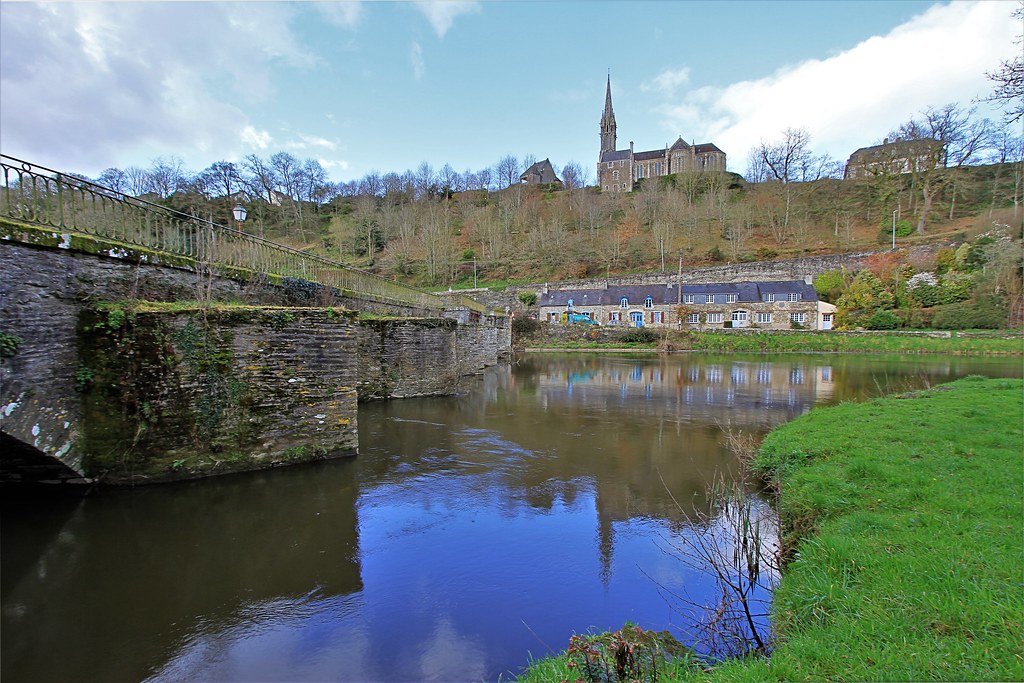 PHOTO LANDELEAU Photos pictures Landeleau 29530