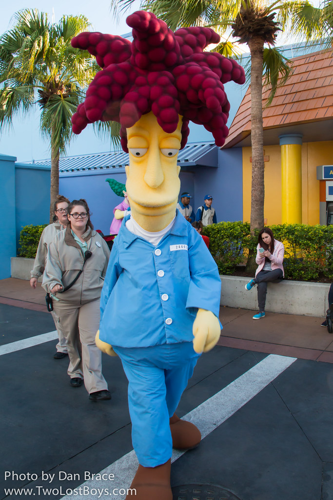 Sideshow Bob at Disney Character Central