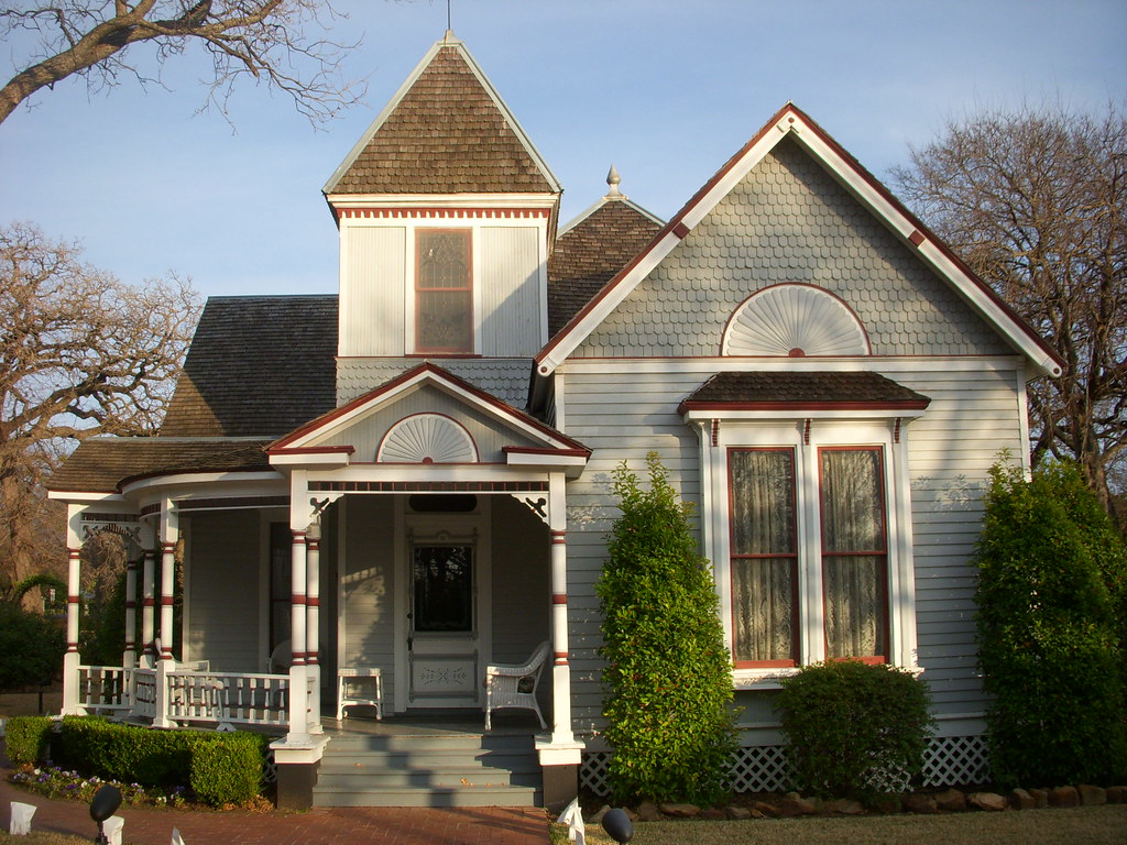 Zillow Queen Anne Style Cottage