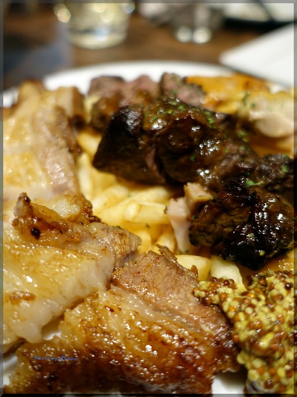 燻製肉バルは普段使いに近くに欲しい素敵な店【市ヶ谷】モンパカ Tka.の食べ飲み歩きメモ(ブログ版)