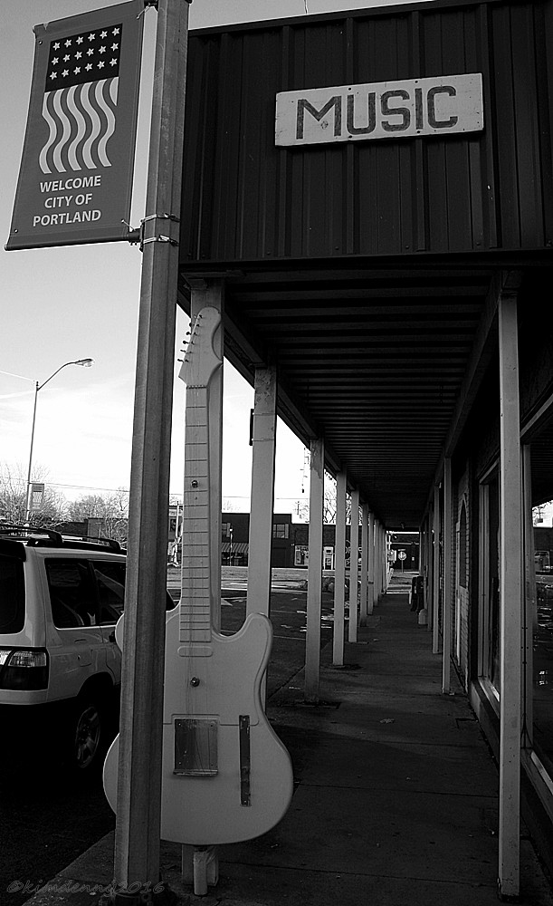 Elevation of Thompson Rd, Westmoreland, TN, USA Topographic Map