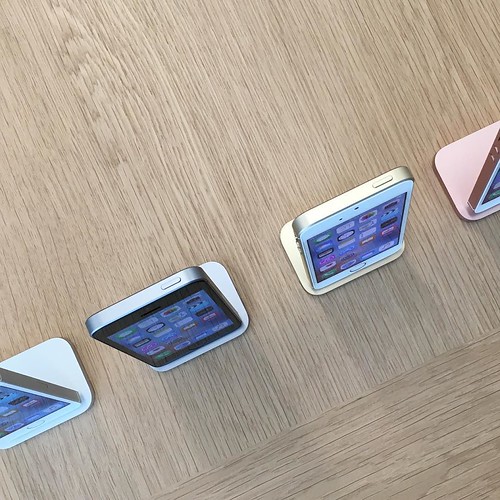 グアム旅行前に、現地でSIMフリースマホ（iPhone SE）が購入できるか調べてみた！ ♡旅好き女子 ママになる♡