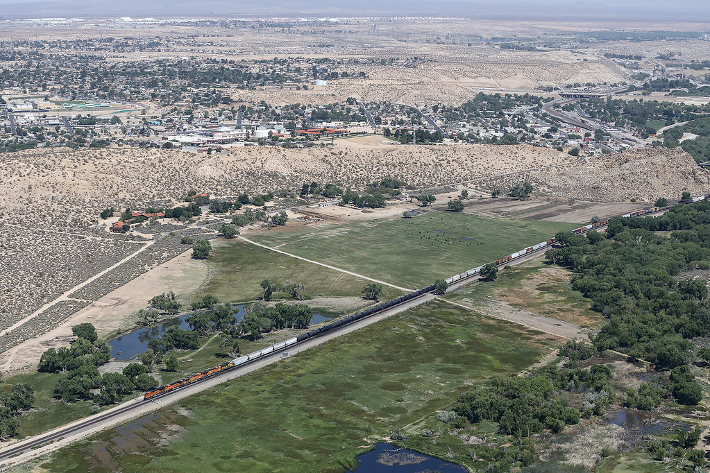 Elevation of Apple Valley, CA, USA Topographic Map Altitude Map