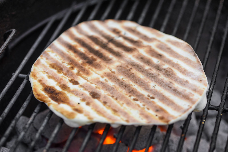 Grilled Middle Eastern Za'atar Flatbread Bread Recipe The Meatwave
