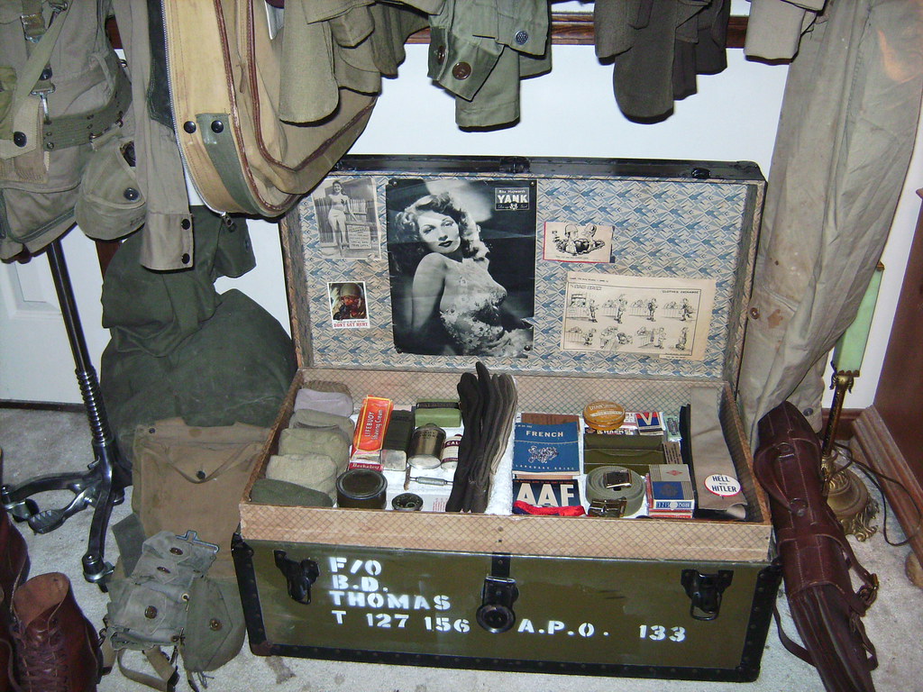 1 Solid Year of Collecting! DISPLAYS U.S. Militaria Forum