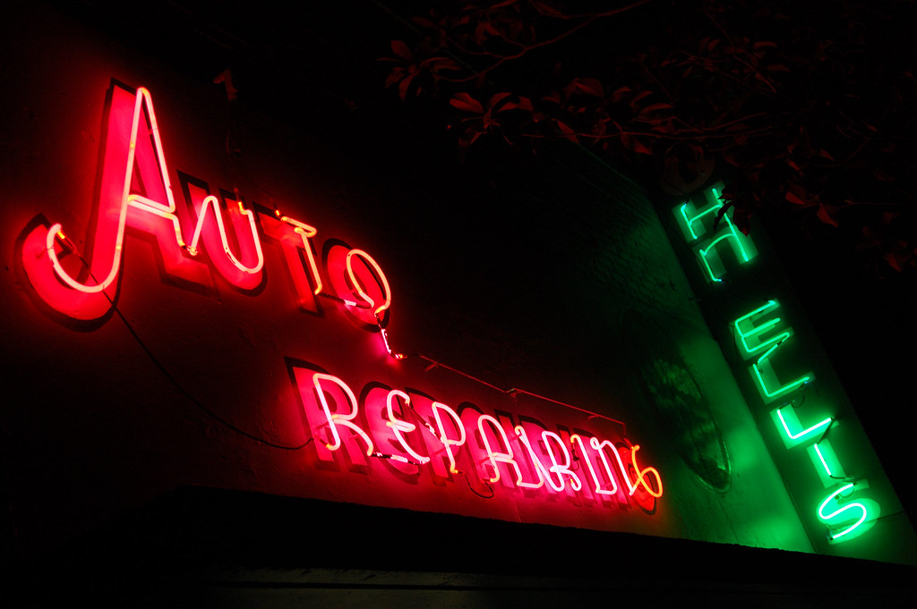 20091114 John Ellis Auto Repairing Large. 910 19th St. Sac… Flickr