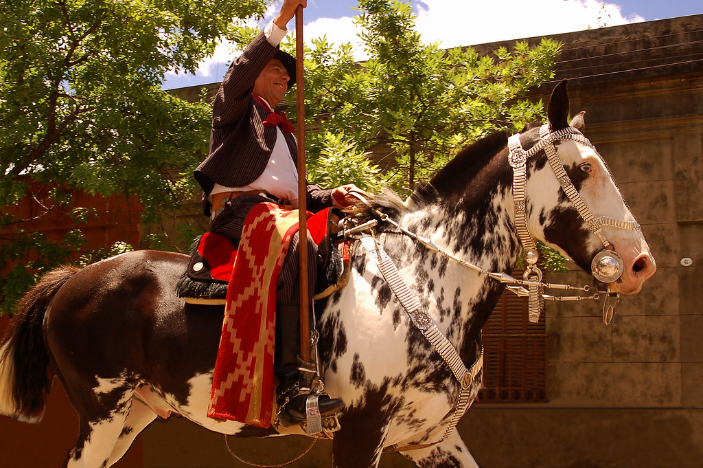 INDEC QUE TRABAJA II IDENTIDAD CULTURAL,