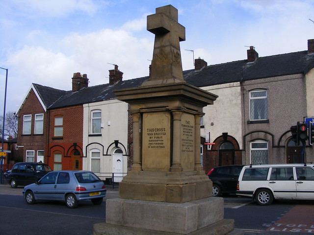 Hurst Cross, Hurst, AshtonunderLyne Flickr Photo Sharing!