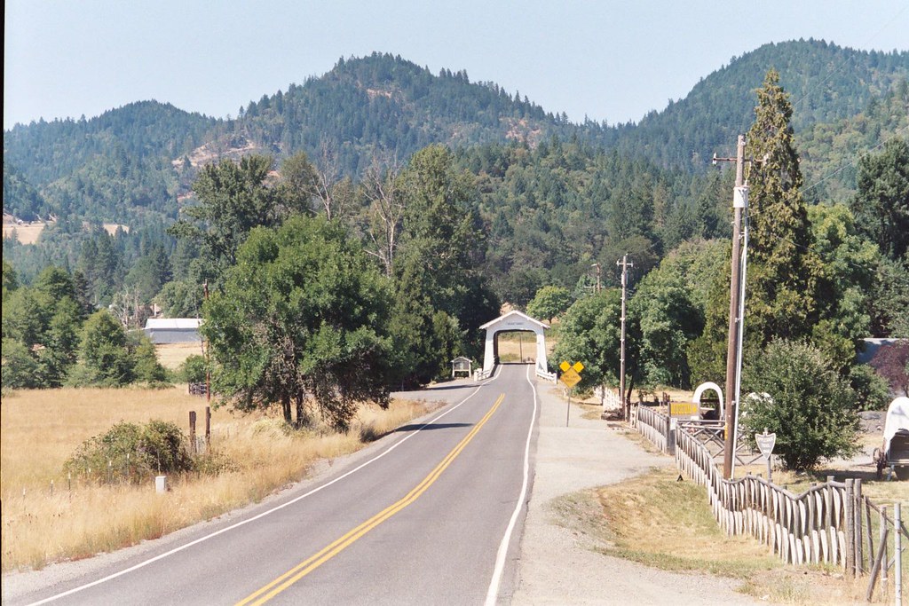 Elevation of Glendale, OR, USA Topographic Map Altitude Map