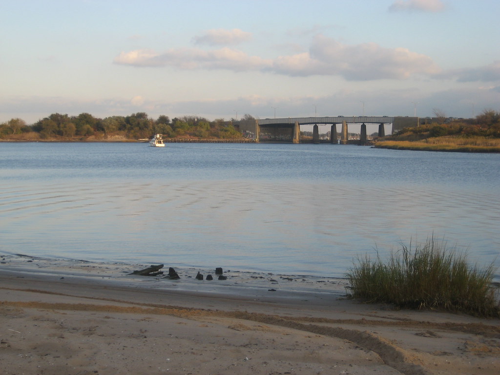 Gerritsen Beach, Brooklyn NYC Neighborhoods Rentals Travel Reviews