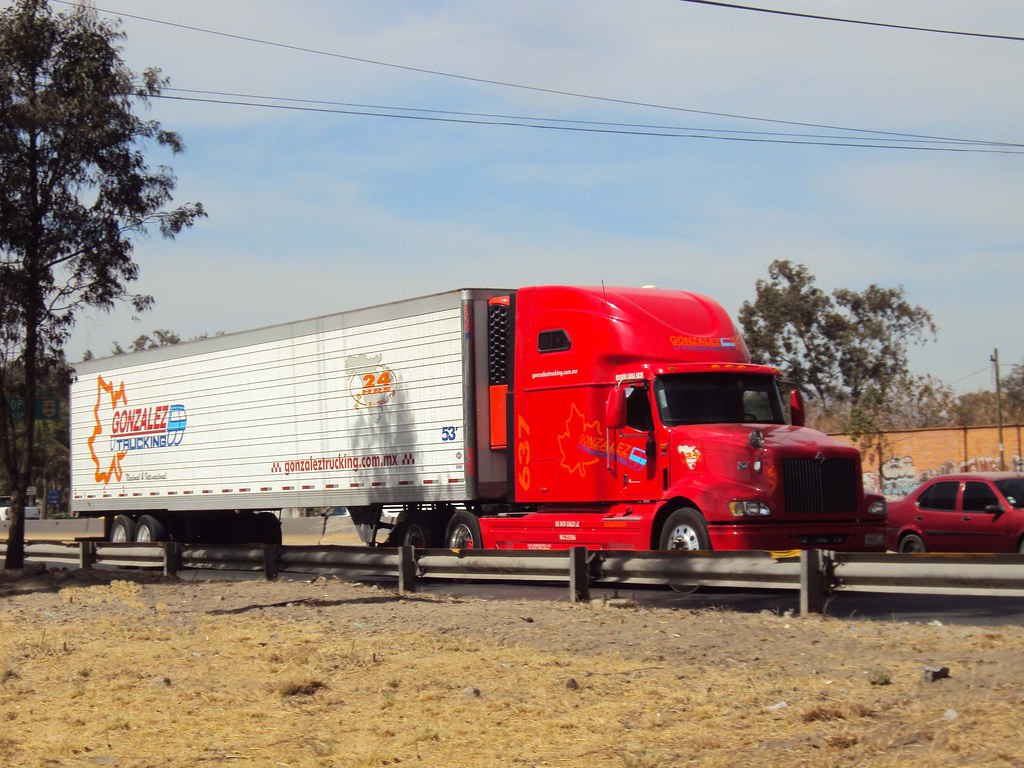 International 9400 Sky Rise Gonzalez Trucking 637 Daniel Moreno