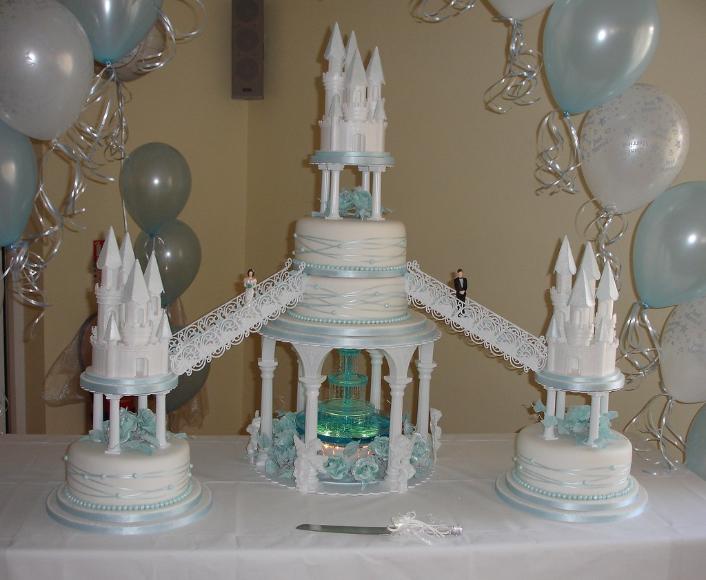 Castles wedding cake with fountain a photo on Flickriver