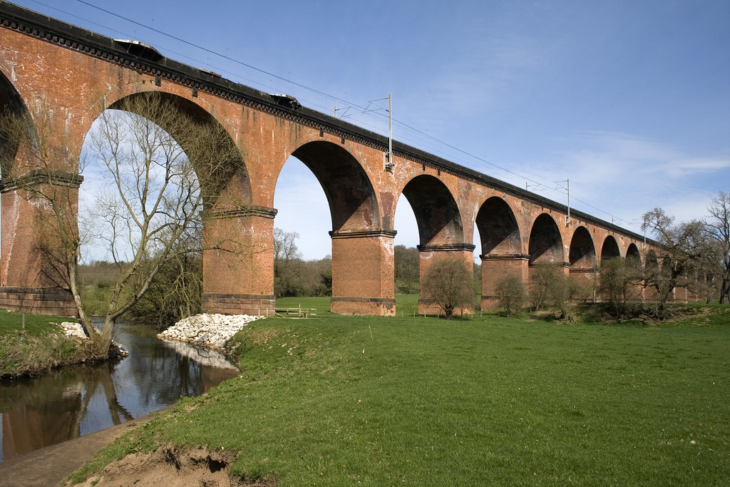 Holmes Chapel Cheshire, Inglaterra Around