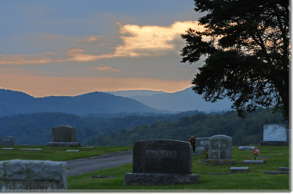 Elevation of Sinks Grove, WV, USA Topographic Map Altitude Map