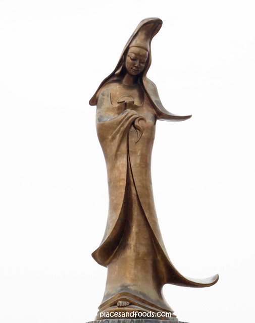 Guan Yin Statue of Macau PlacesAndFoods