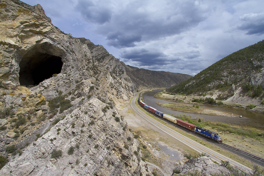 Elevation of Cardwell, MT, USA Topographic Map Altitude Map
