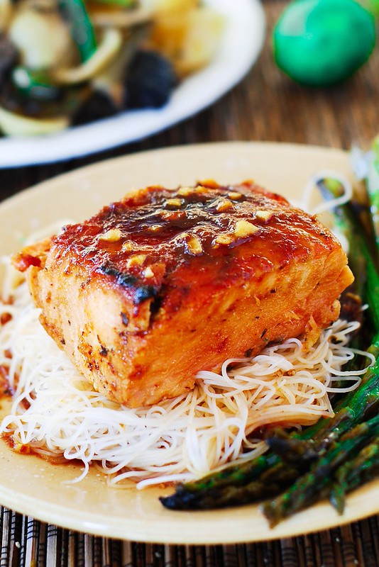 Asian salmon with rice noodles and asparagus